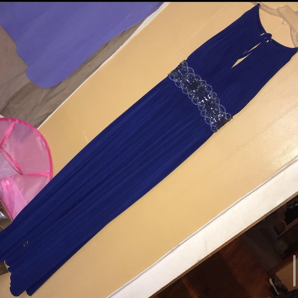 Winter Formal Dress - Picture 1 of 1